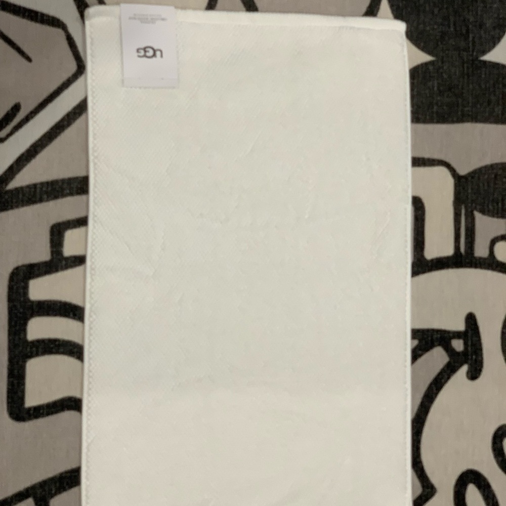 SET OF 2 UGG OLINDA BATH MAT ORGANIC WHITE